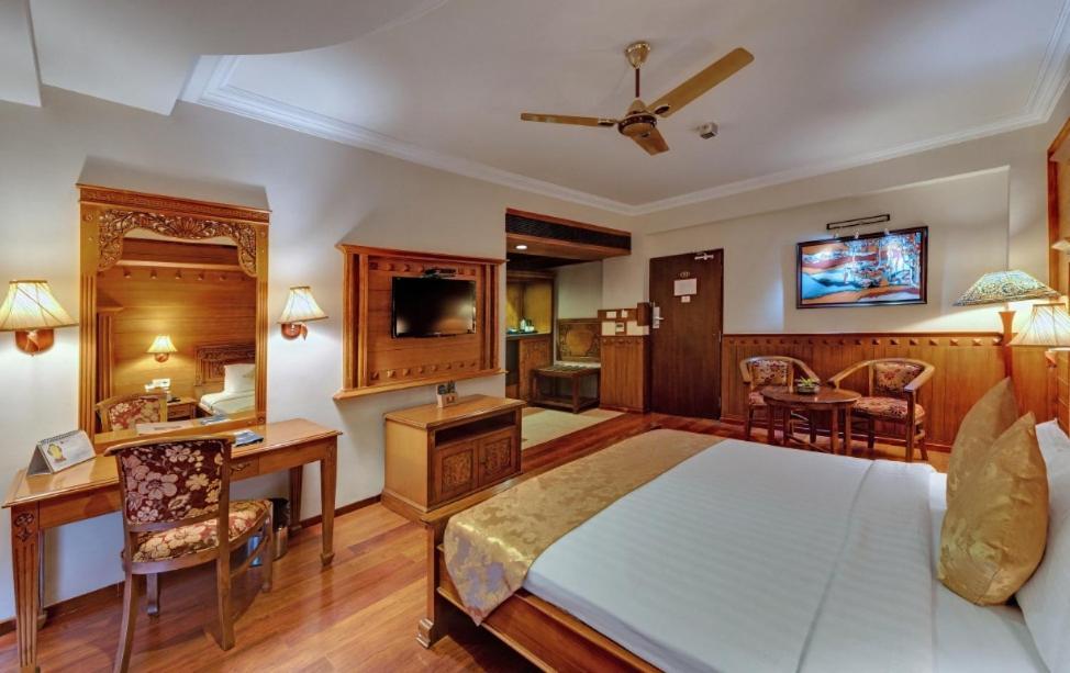 Jc Residency Hotel 3*